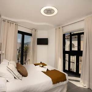 Gasthuis Nerja-centro-jacuzzi- Mirador De La Ermita- Adults Recommended, Nerja
